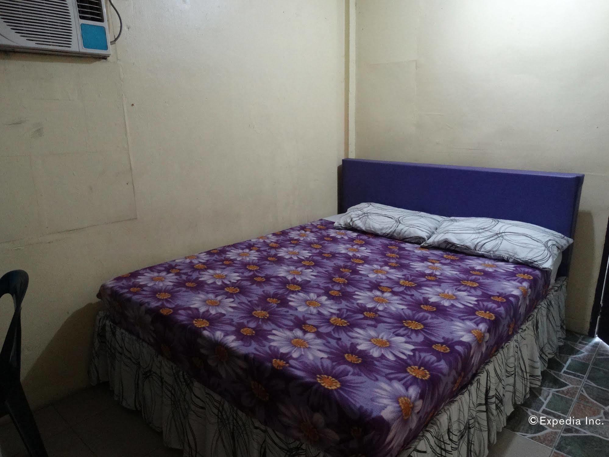 Quoyas Inn Davao Екстер'єр фото
