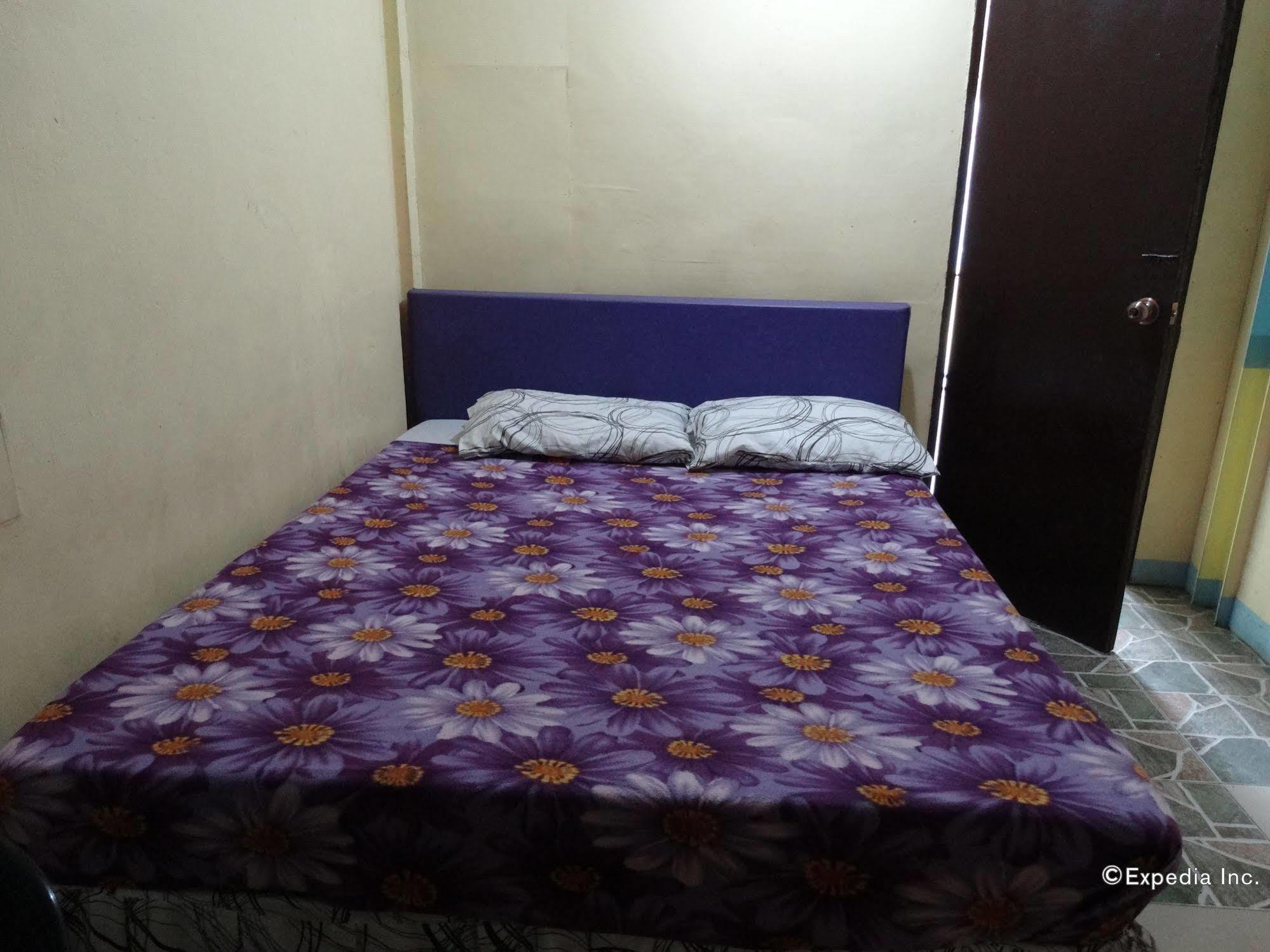Quoyas Inn Davao Екстер'єр фото